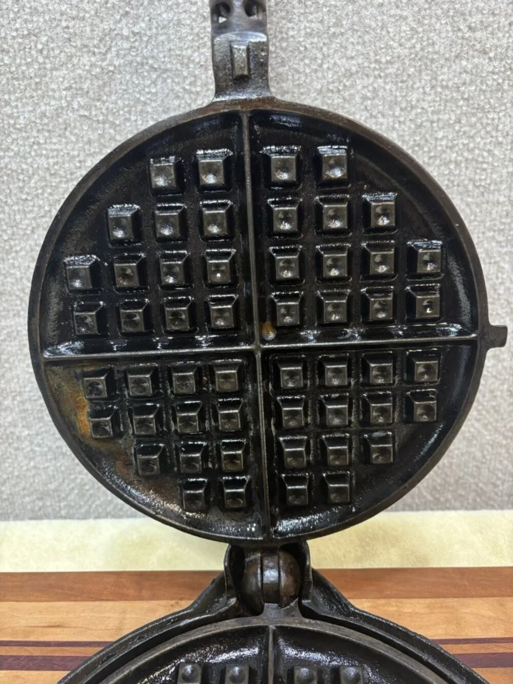 Vtg Griswold No.8 Waffle Maker Cast Iron 1908 Co American Low Base 975,976,977